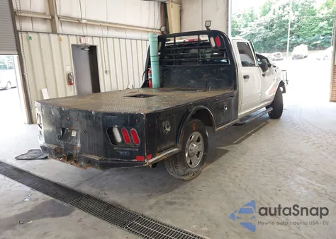 2017 Ram 2500 Tradesman 4X4 8' Box из США, поврежденный, VIN 3C6UR5HL2HG758083